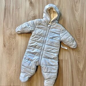 NWT 3-6 mos Old Navy silver Hooded Snowsuit